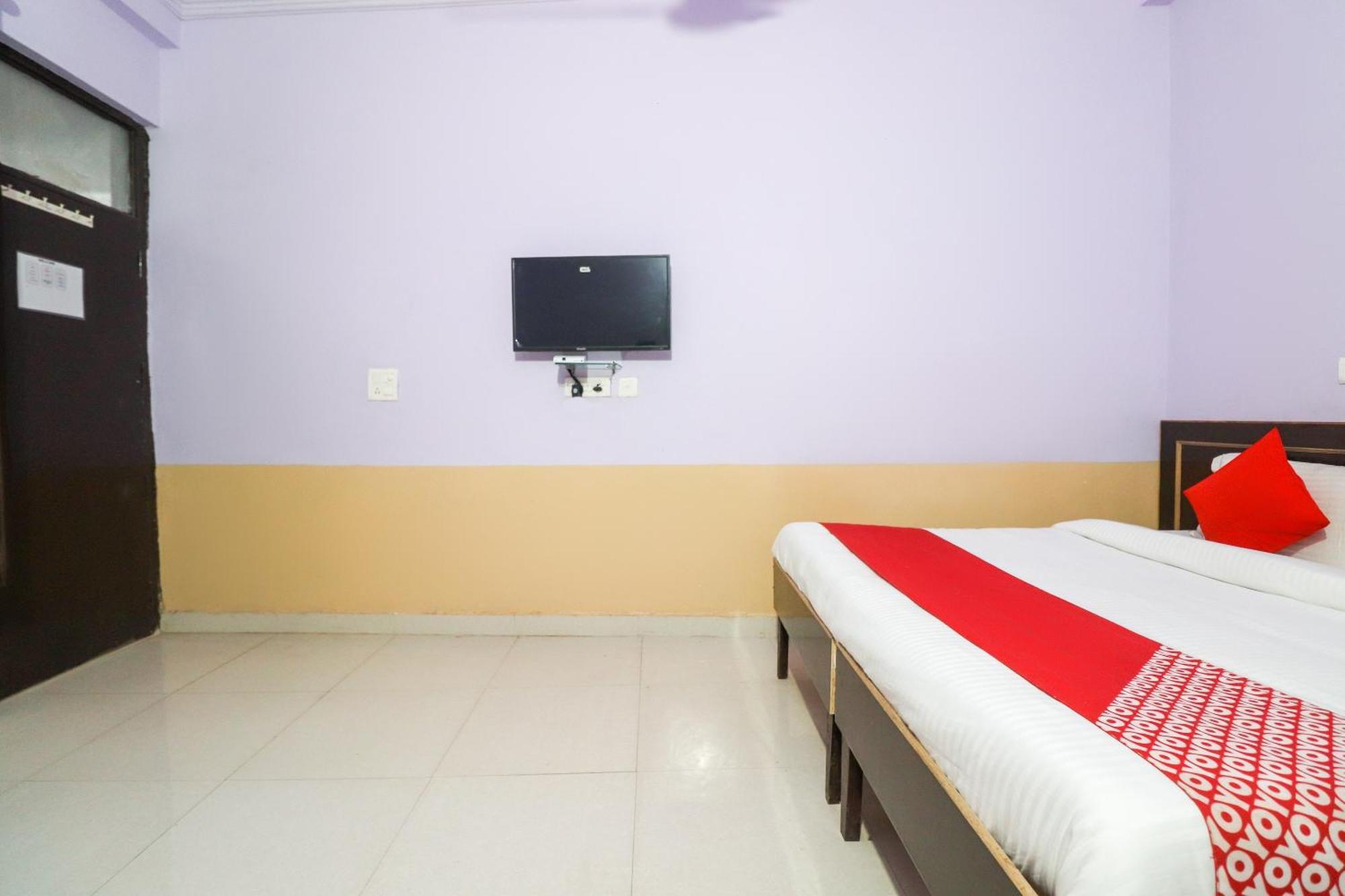 Hotel O Sunrise Inn Indirapuram Экстерьер фото